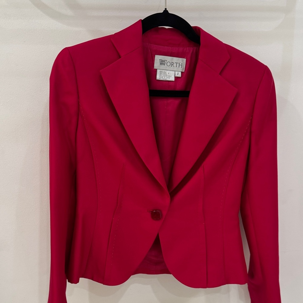 Worth Women's Vibrant Pink Suit Jacket